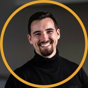 Unser Kunde Jonas Schneider,
BE PROUD® Fitness bei Alan Herweg dem Mental Health Coach